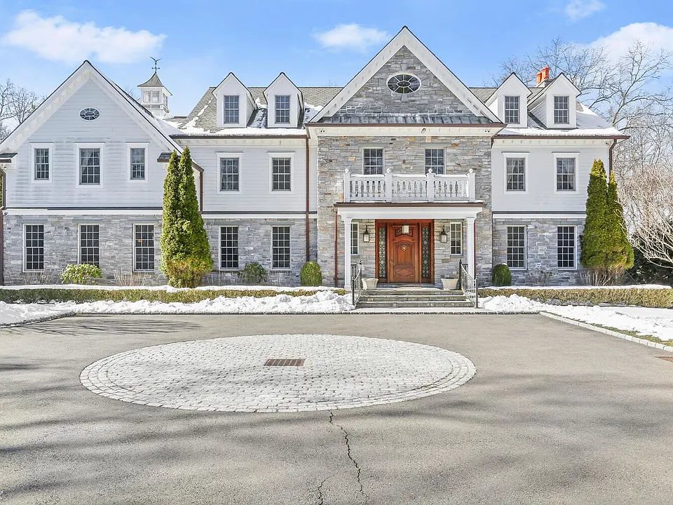 386 Westover Rd
