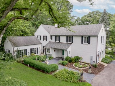 132 S Bennett St, Geneva, IL, 60134