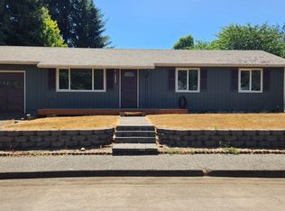 244 Walnut Ave, Silverton, OR 97381