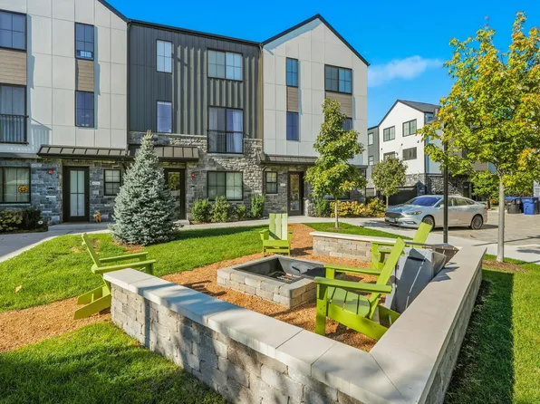 Bloom Street Townhomes