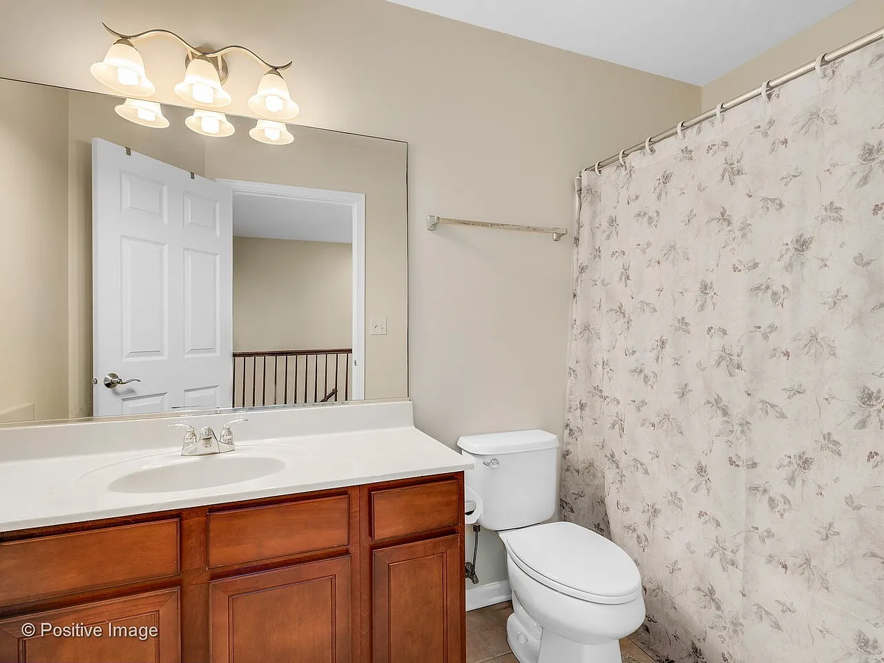 3343 Kentshire Cir — Photo 2