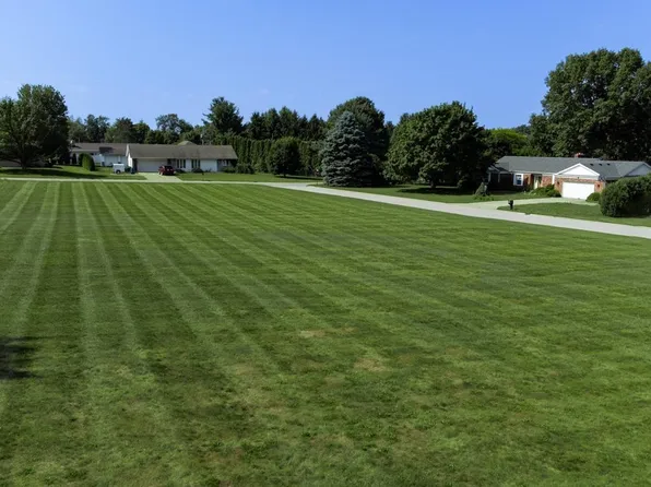 Skyview Dr, Middlebury, IN 46540