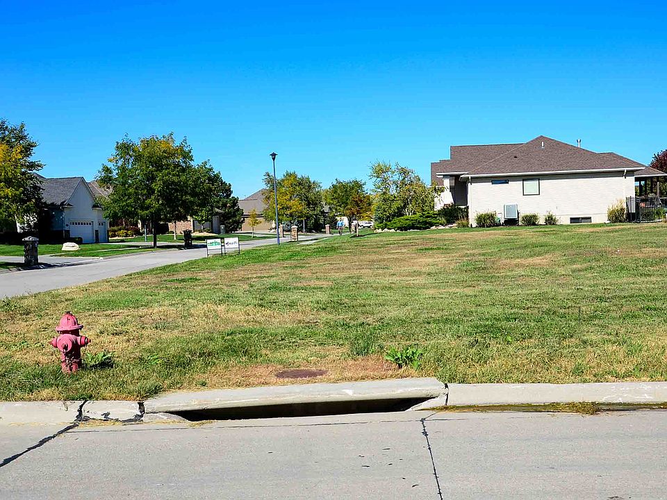 2nd image of 9000 Medinah Drive