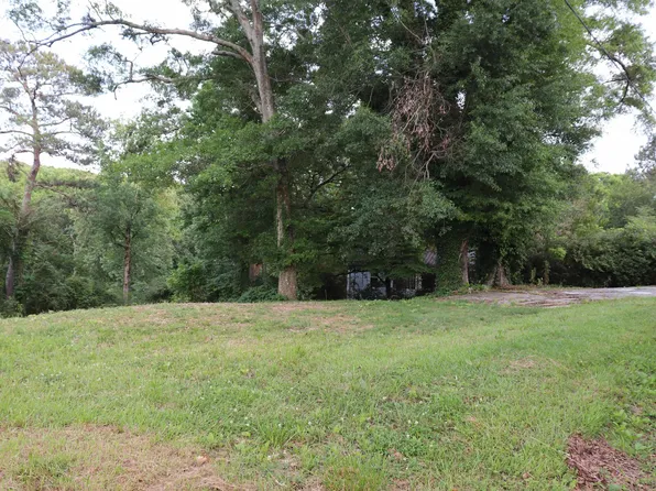 312 Cliff Rd SE, Cullman, AL 35055