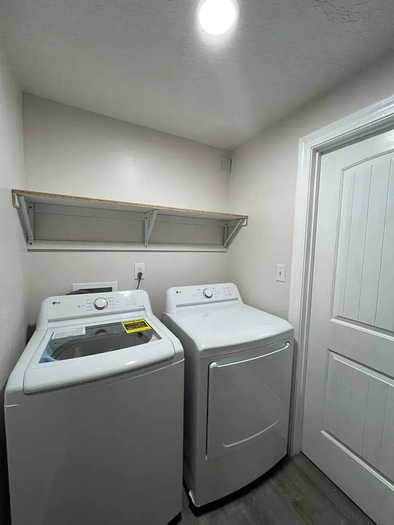 3 bed, 1411 sqft, $600 — Photo 3