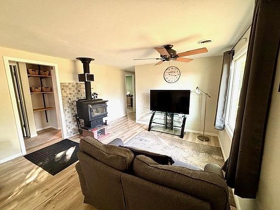 5th image of 5636 South County Road D