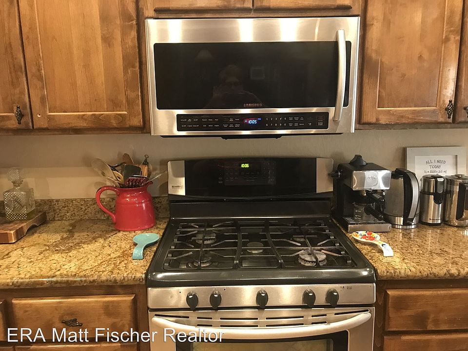 1st image of 10435 E 38th Ln