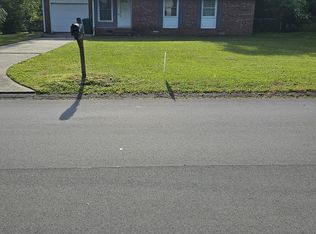 204 Sterling Rd, Jacksonville, NC 28546