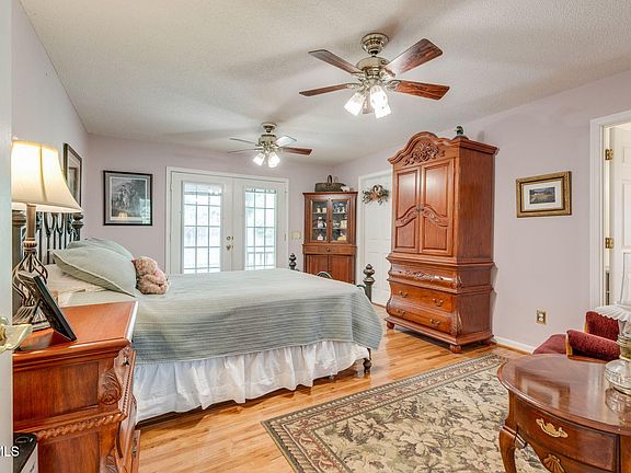 23rd image of 490 Cockatiel Rd