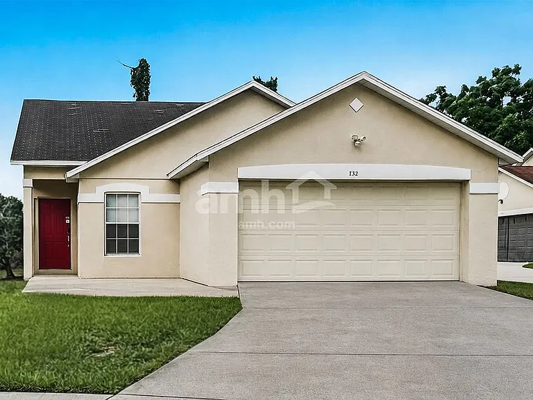 732 McLean Ct — Photo 1