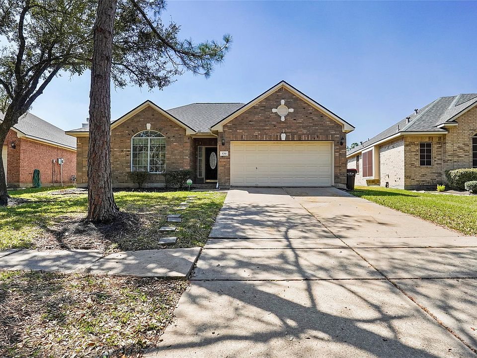 1st image of 5710 Shady Hollow Ct