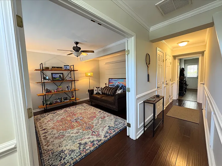 11850 Chelton Ridge Ln #11850 — Photo 9