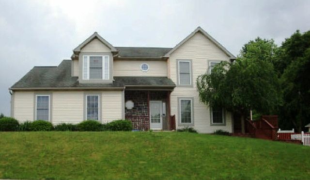 1st image of 270 Wernersville Blvd