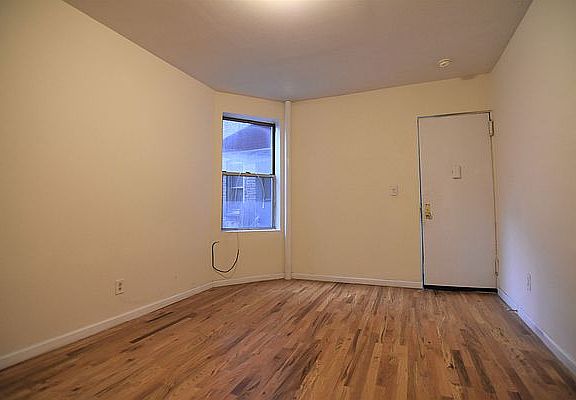 5th image of 412 W 129th St APT 6