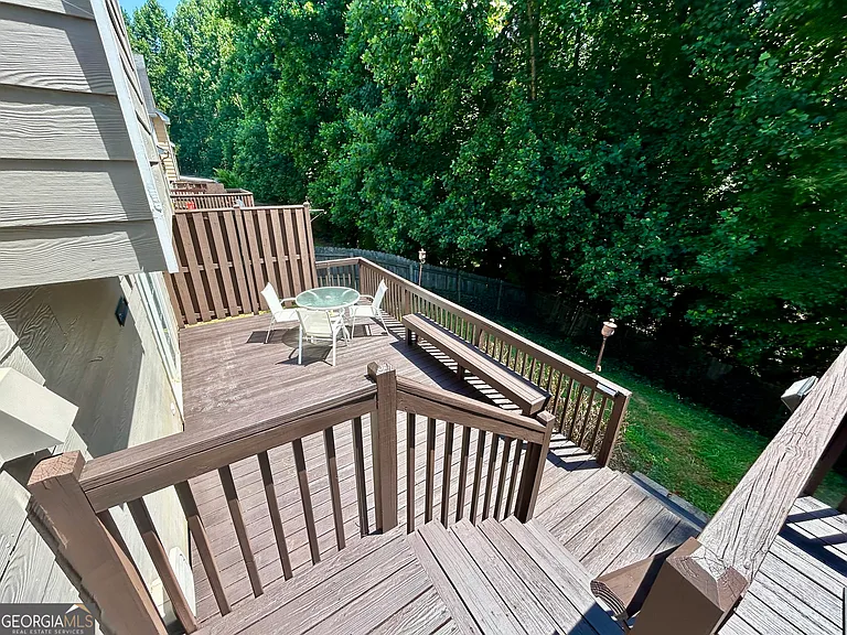 1061 Athena Ct — Photo 21