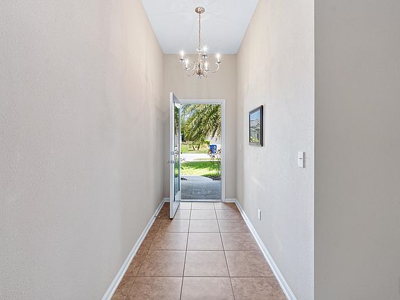 4th image of 280 Sunshine Dr