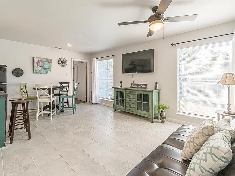 346 Natalen Ave #2COZY — Photo 2