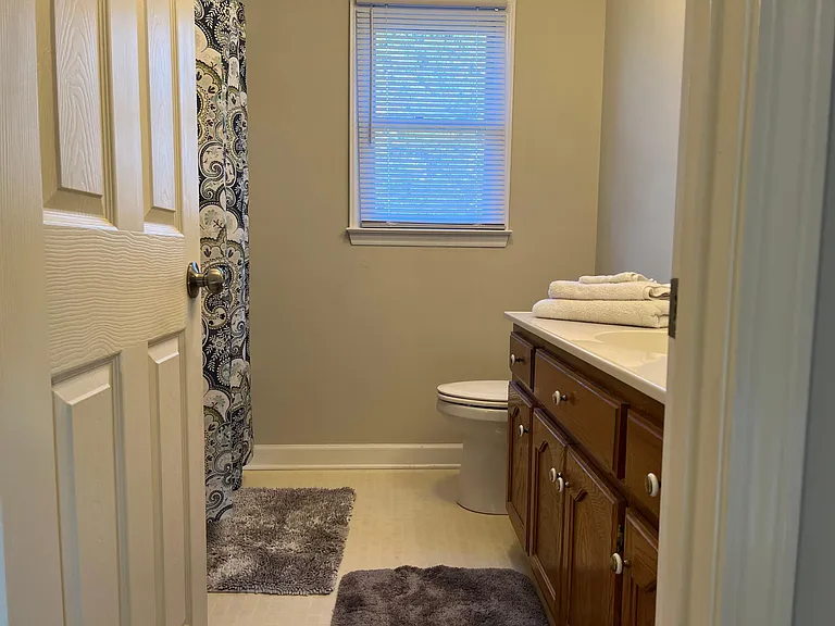 1444 Freedom Ct — Photo 40