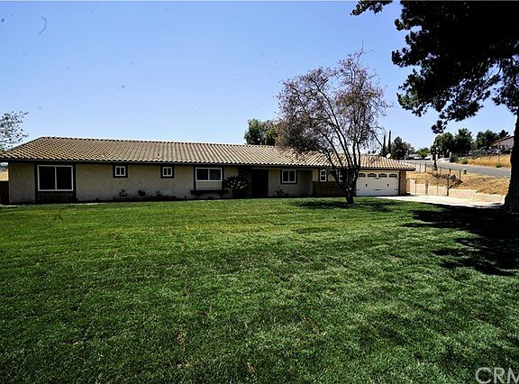 2nd image of 6033 Jodie Ln
