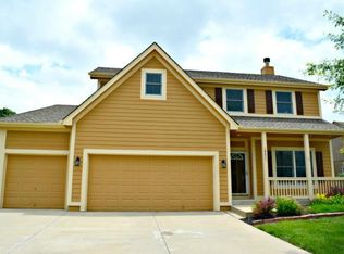 18421 S Oak St, Gardner, KS 66030