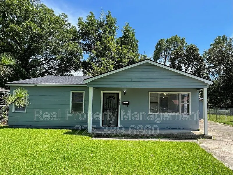 3 bed, 1.0 bath, 1512 sqft, $1,225 — Photo 1