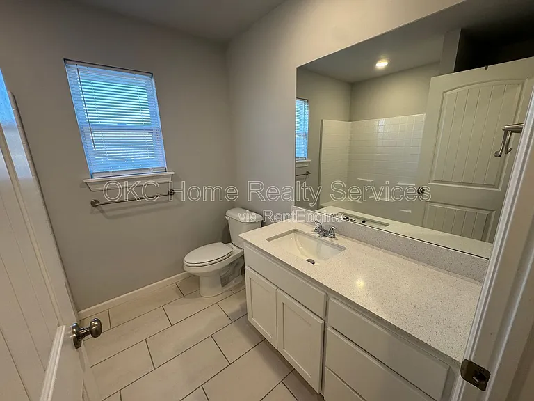 928 Dusky Valley Ln — Photo 8
