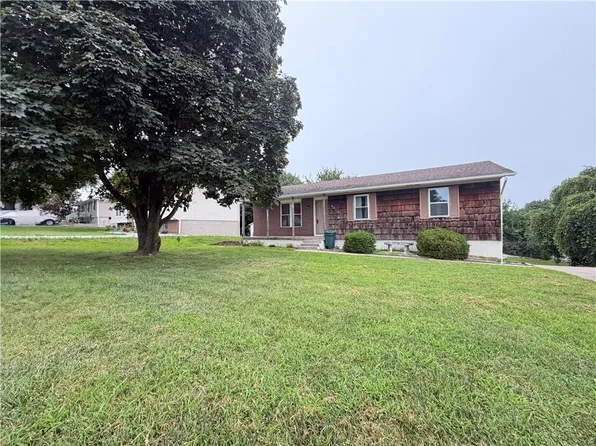 5314 S 16th Ter, Saint Joseph, MO 64504