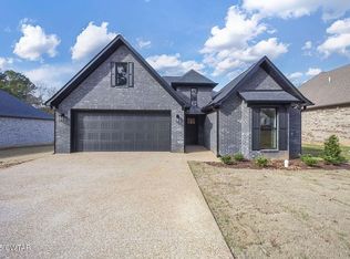 35 Watlington Rd, Jackson, TN 38301