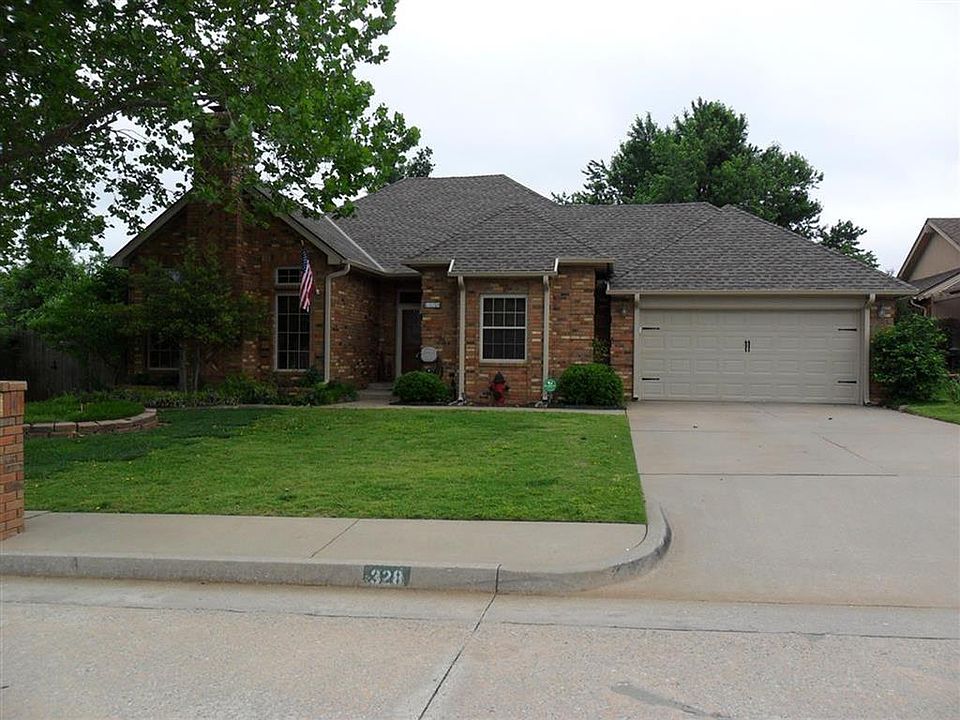 1st image of 328 Carlsbad Ct