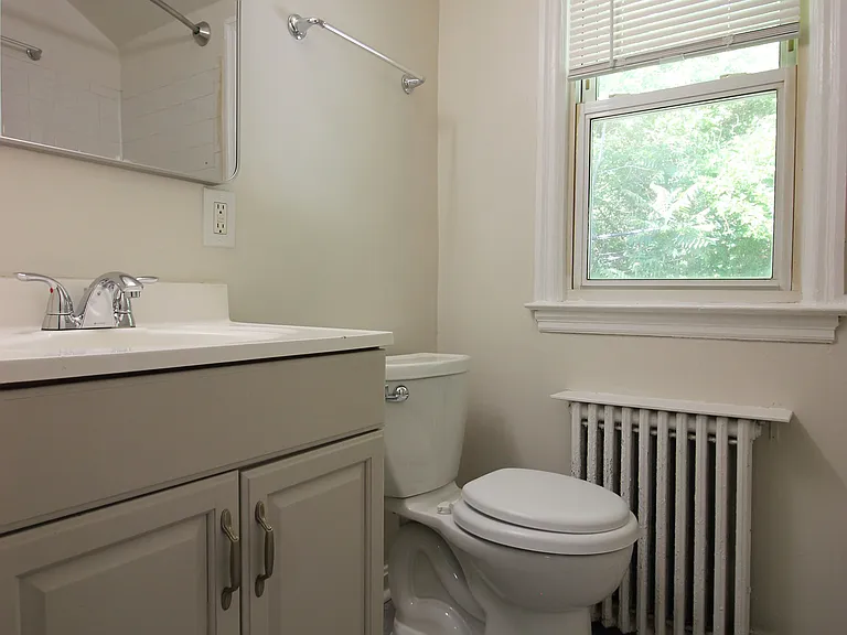 3719 Kemper Rd — Photo 17