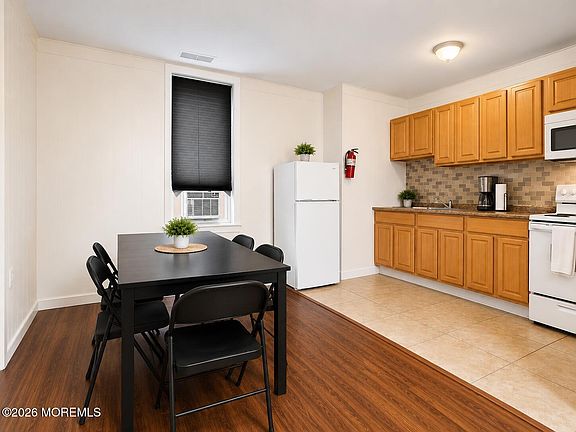 2nd image of 288 Morris Avenue