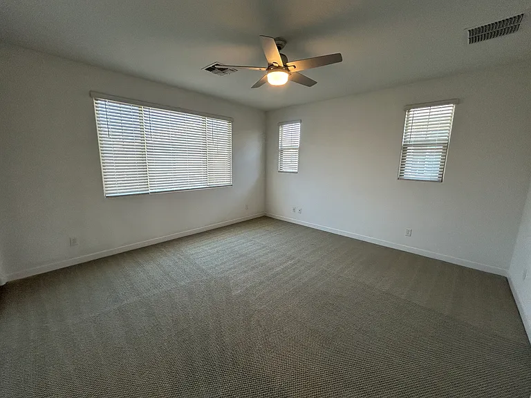 1146 E Weatherby Way — Photo 46
