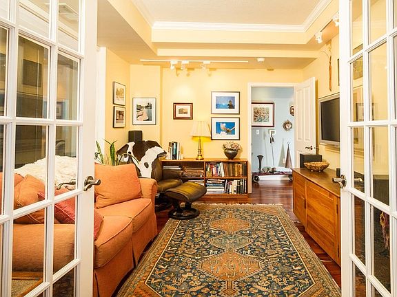 4th image of 500 Grant St E #2110