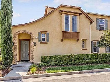 3853 Trenton Ln photo 1