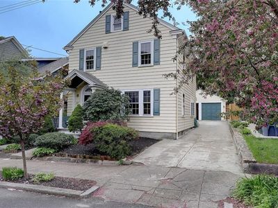 45 Methyl St, Providence, RI, 02906