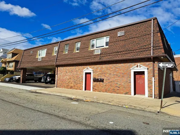 41-43 Paterson Ave, Paterson, NJ 07522
