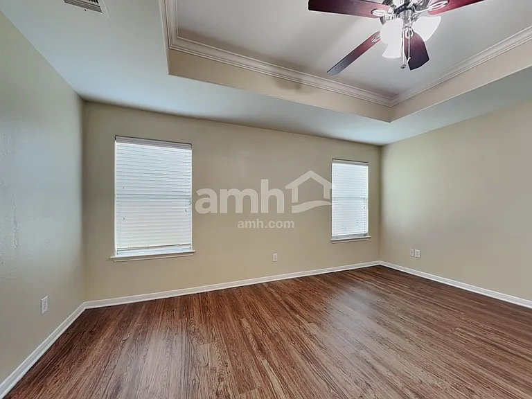 8102 Sweetstone Bluff Ln — Photo 13