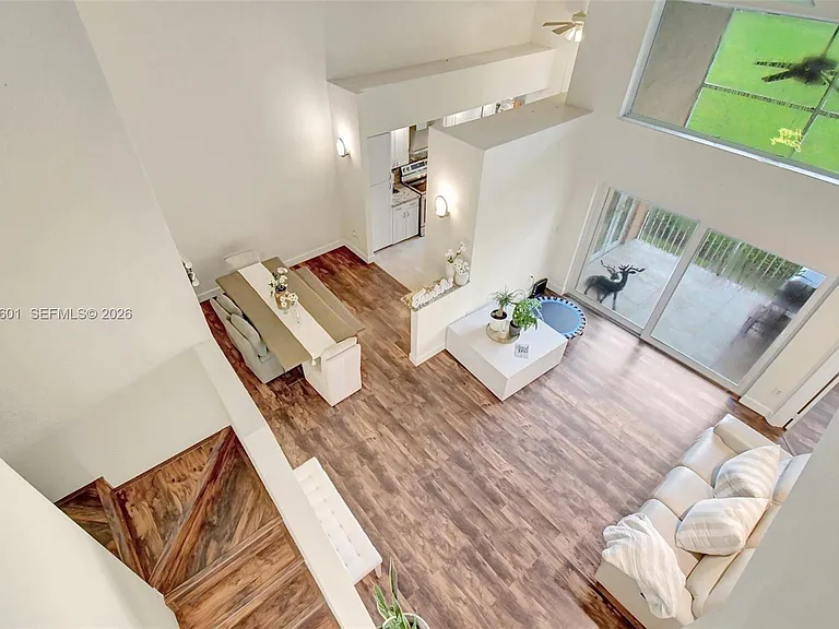 16339 Malibu Dr #22 — Photo 32