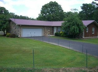 173 4th Ave, Rainsville, AL 35986