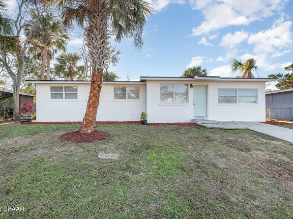 1110 Lewis Dr, Daytona Beach, FL 32117