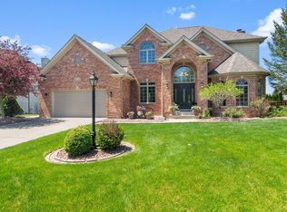 8724 Bridgewater Ct, Winfield, IN 46307