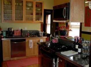 2347 S 10th St, Milwaukee, WI 53215