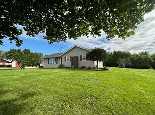 25045 S Bush Rd, Elwood, IL 60421