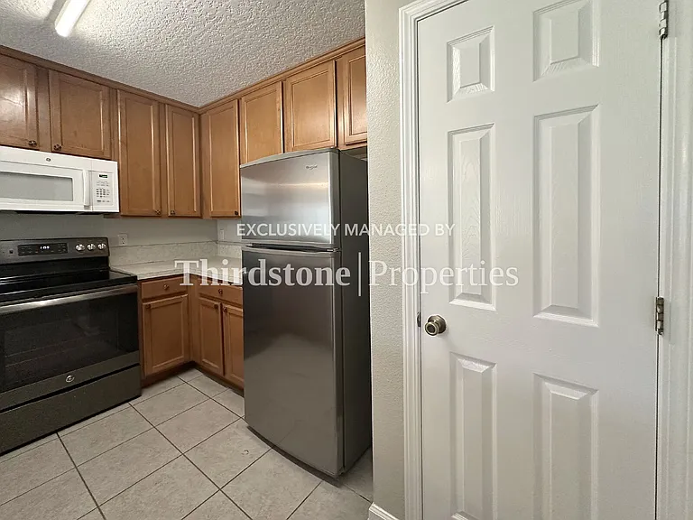 1036 N Black Cherry Dr — Photo 6
