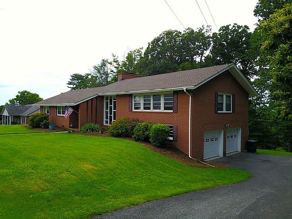 2nd image of 110 Bona Vista Ln