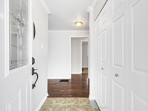 3rd image of 1234 Kinburn Side Rd