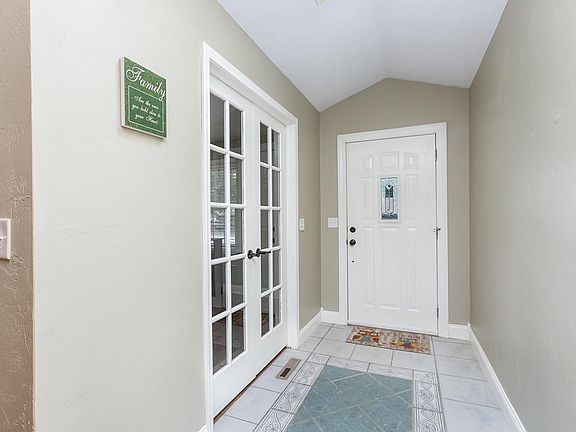 3rd image of 3212 S Jefferson Ave