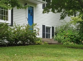 113 Tinker Town Rd, Dover Plains, NY 12522