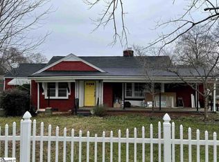 7 Dargan St, Greenville, SC 29611