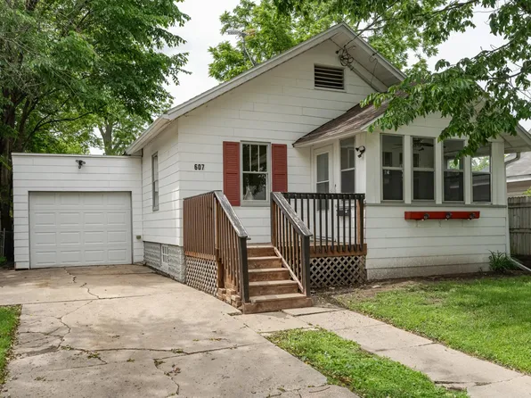 607 7th Ave SE, Rochester, MN 55904